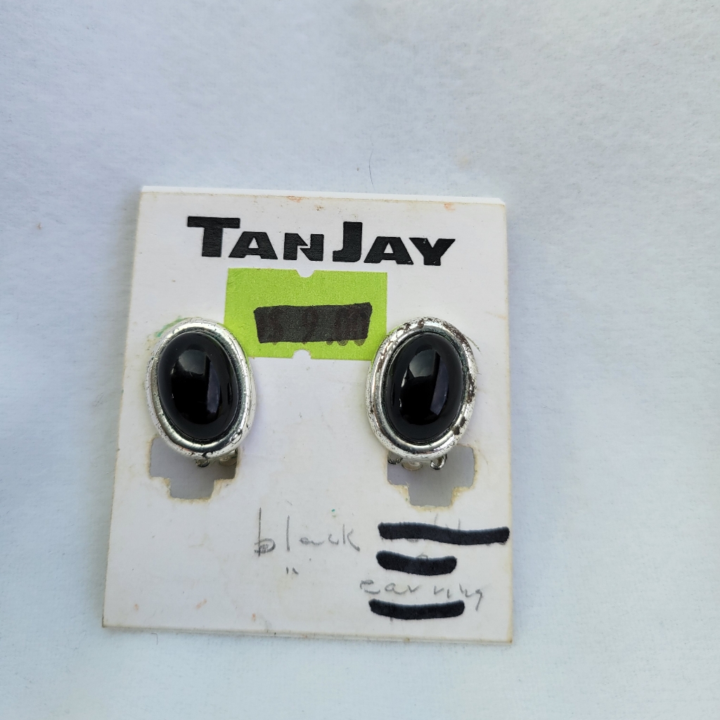 Vintage Earrings 10$
